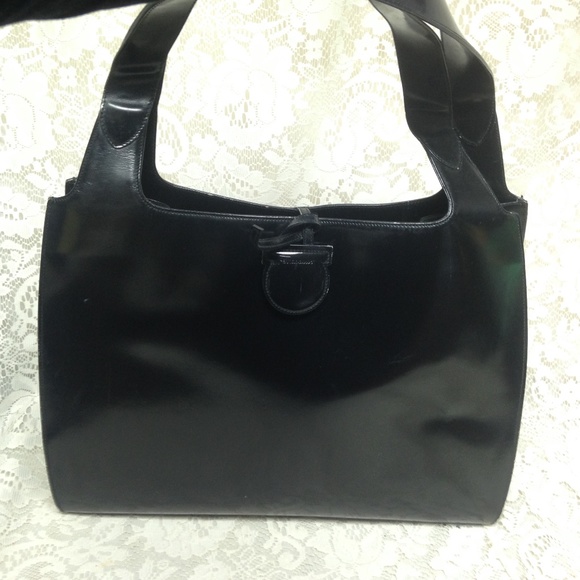 Ferragamo Large Black Enamel Patent Tote- Handbag - Picture 2 of 13